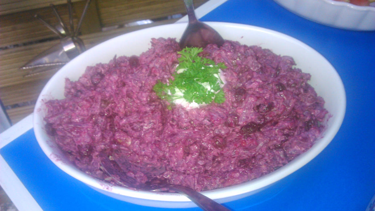 Schale mit Rote-Beete-Salat